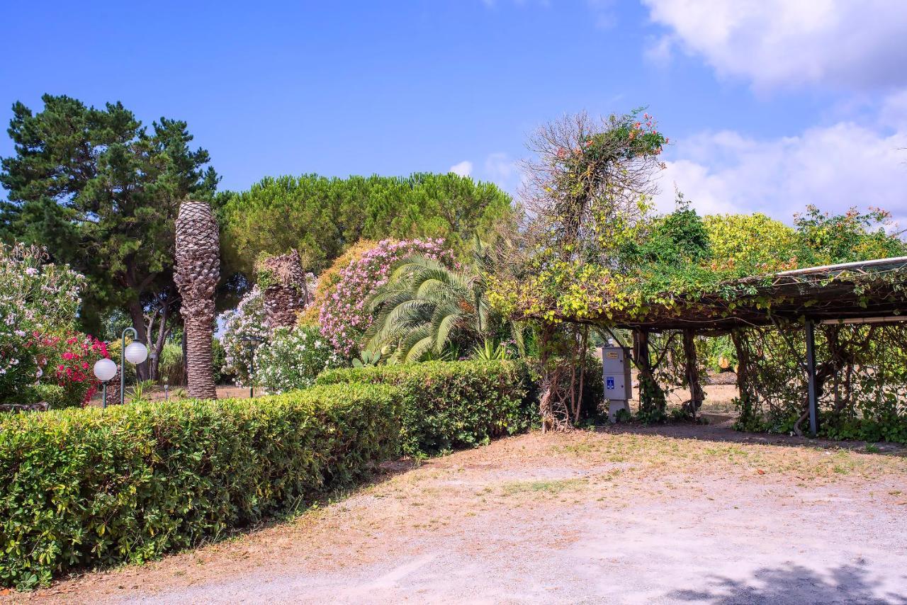 Hotel Sabatino Follonica Buitenkant foto