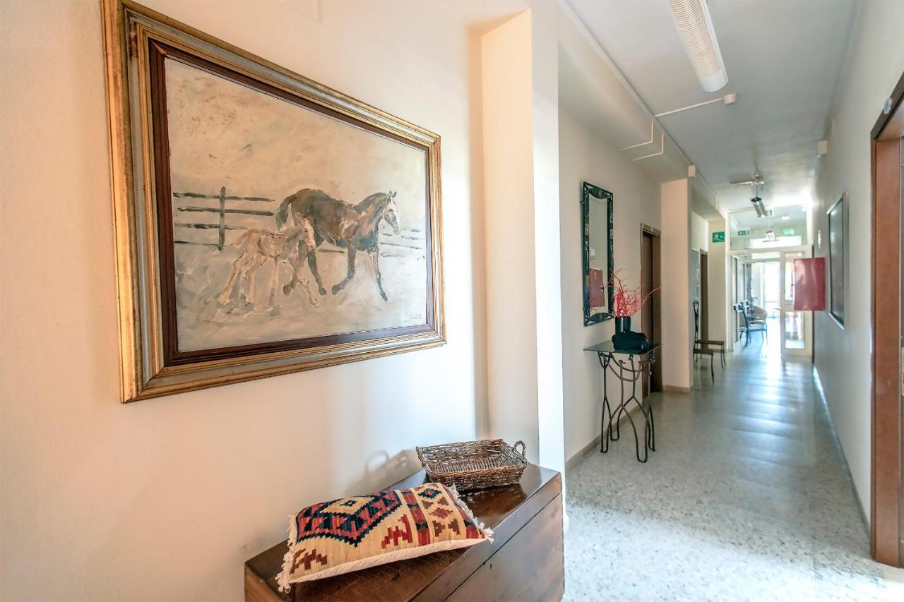 Hotel Sabatino Follonica Buitenkant foto