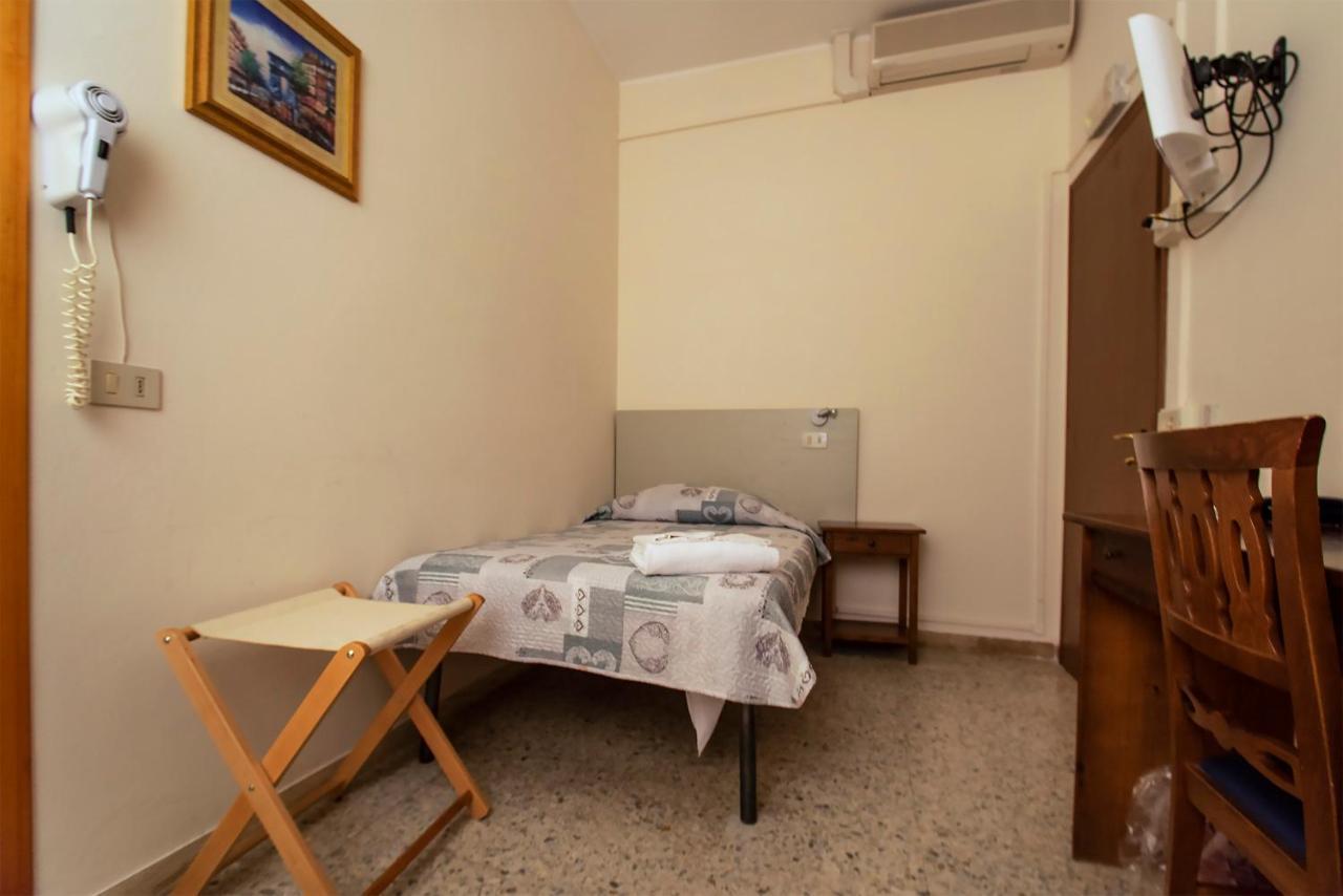 Hotel Sabatino Follonica Buitenkant foto